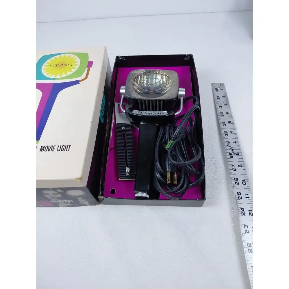 Sylvania SG-1 Sun Gun Movie Light - Original Box Tested Working. Vintage